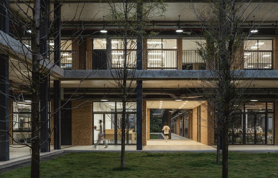 小學設計,學校設計,校園設計,學校設計案例,校園改造,學校裝修,中學設計,廣西崇左,樂知學校,大料建築