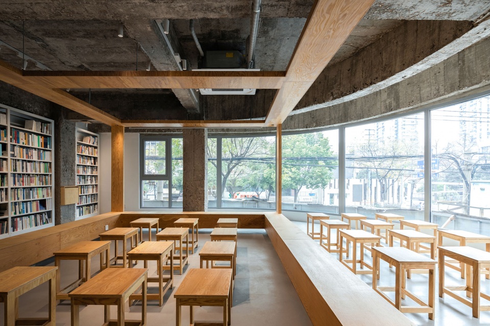 書店設計,酒吧設計,咖啡廳設計,書店設計案例,書店設計方案,拱廊計劃文化空間,南京,MOU建築工社