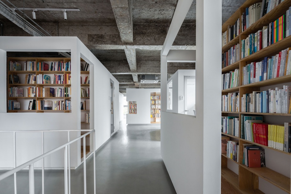書店設計,酒吧設計,咖啡廳設計,書店設計案例,書店設計方案,拱廊計劃文化空間,南京,MOU建築工社