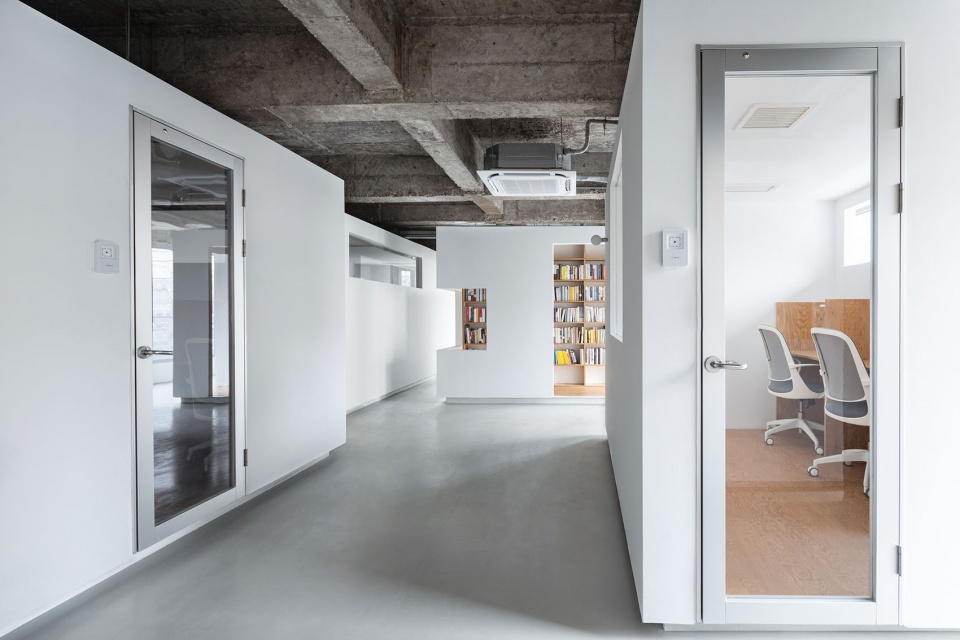 書店設計,酒吧設計,咖啡廳設計,書店設計案例,書店設計方案,拱廊計劃文化空間,南京,MOU建築工社