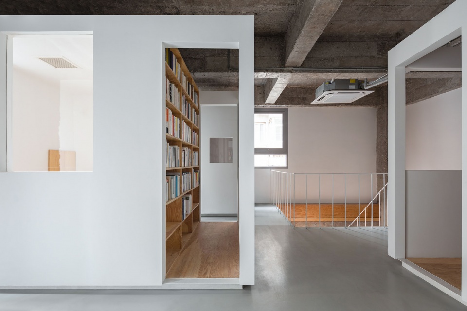 書店設計,酒吧設計,咖啡廳設計,書店設計案例,書店設計方案,拱廊計劃文化空間,南京,MOU建築工社