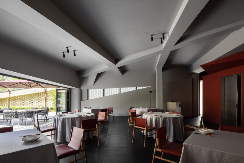 艾克建築設計 | 「紅」·經典潮菜（深圳店）