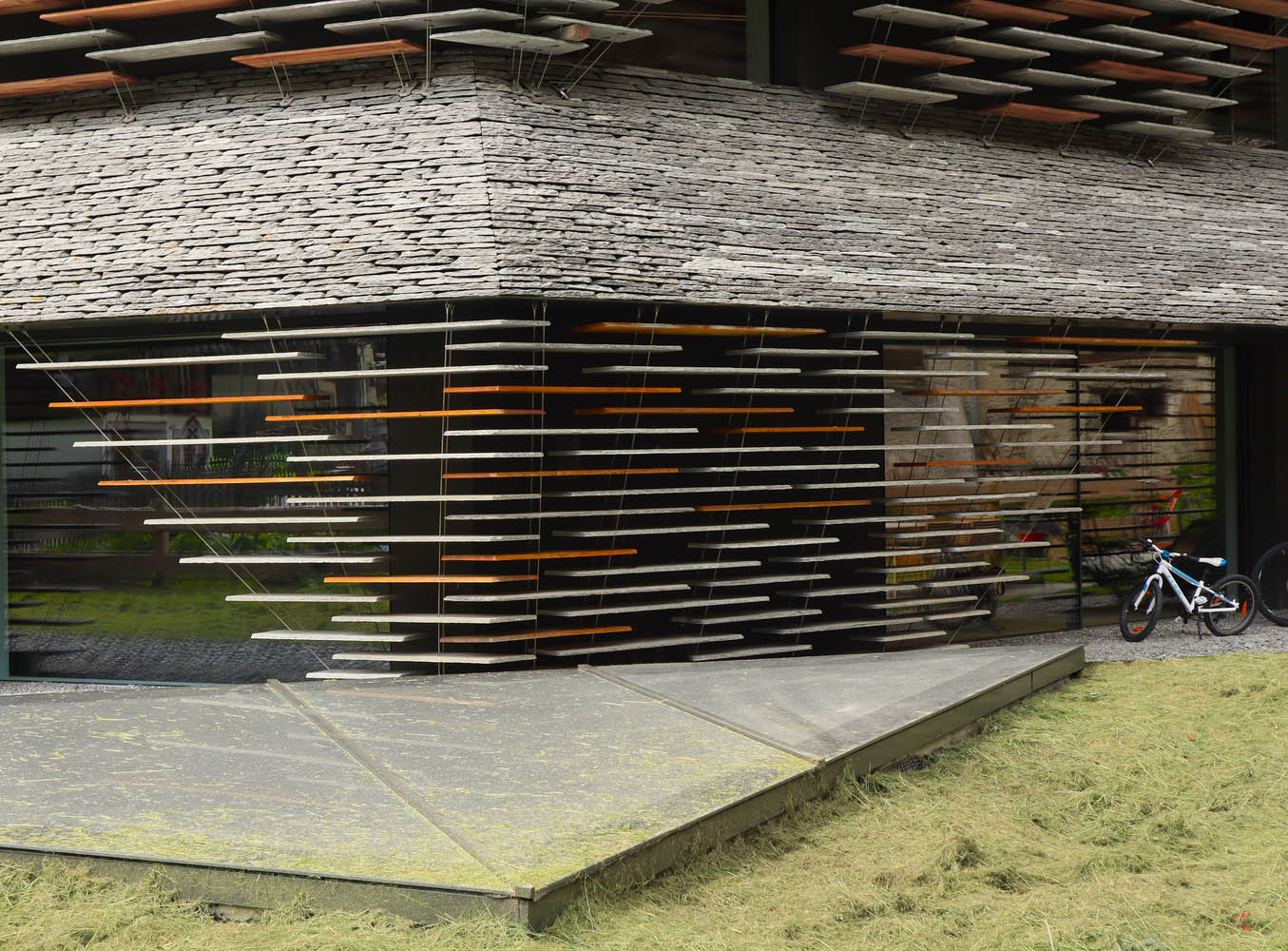 隈研吾,住宅建築,住宅設計案例,商業建築,隈研吾設計,Haus Balma,瑞士,綜合建築