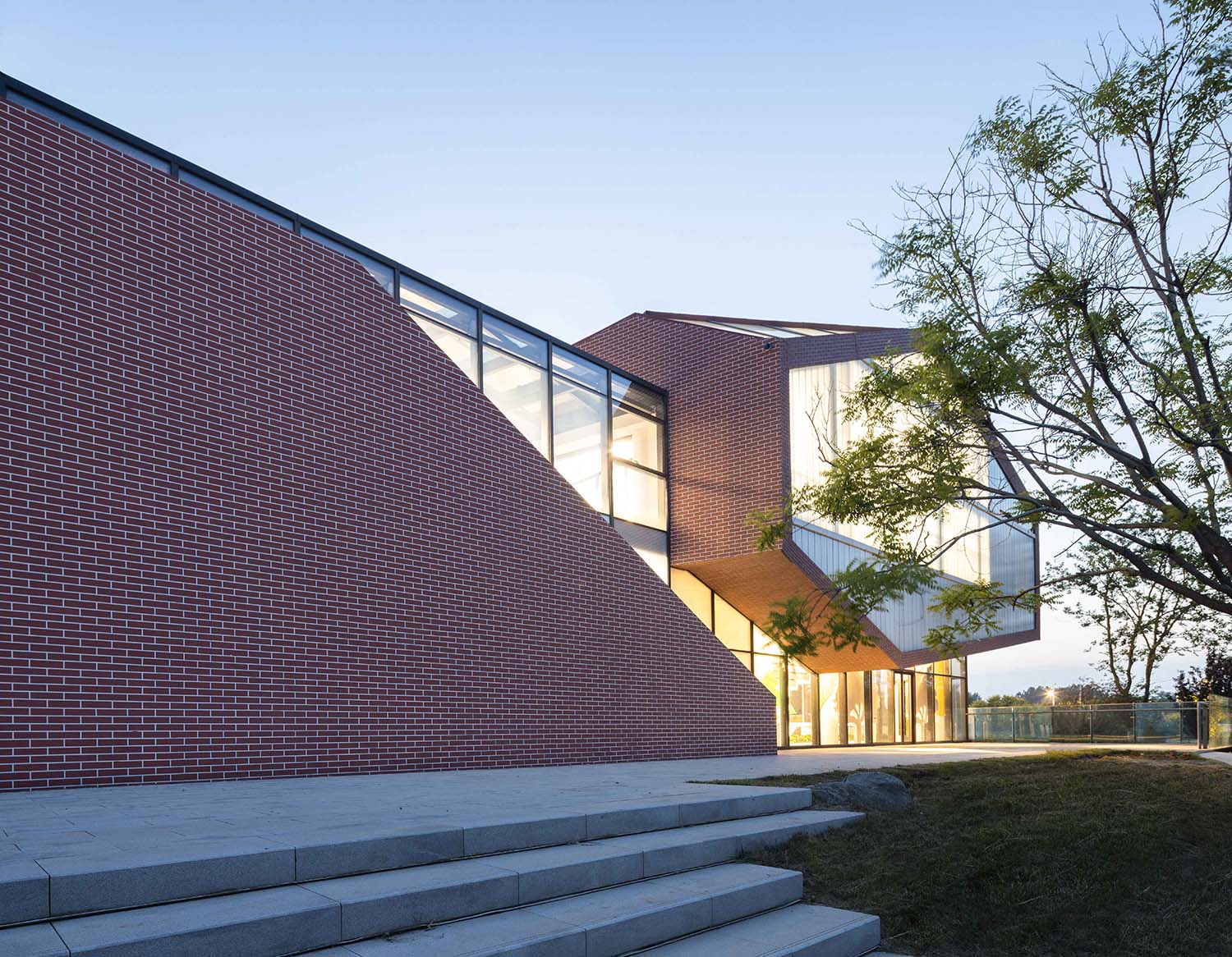 建築設計,鄉村建築設計,公共空間設計,多功能空間設計,青島,青島即墨華僑城鄉村展示中心,袈藍建築