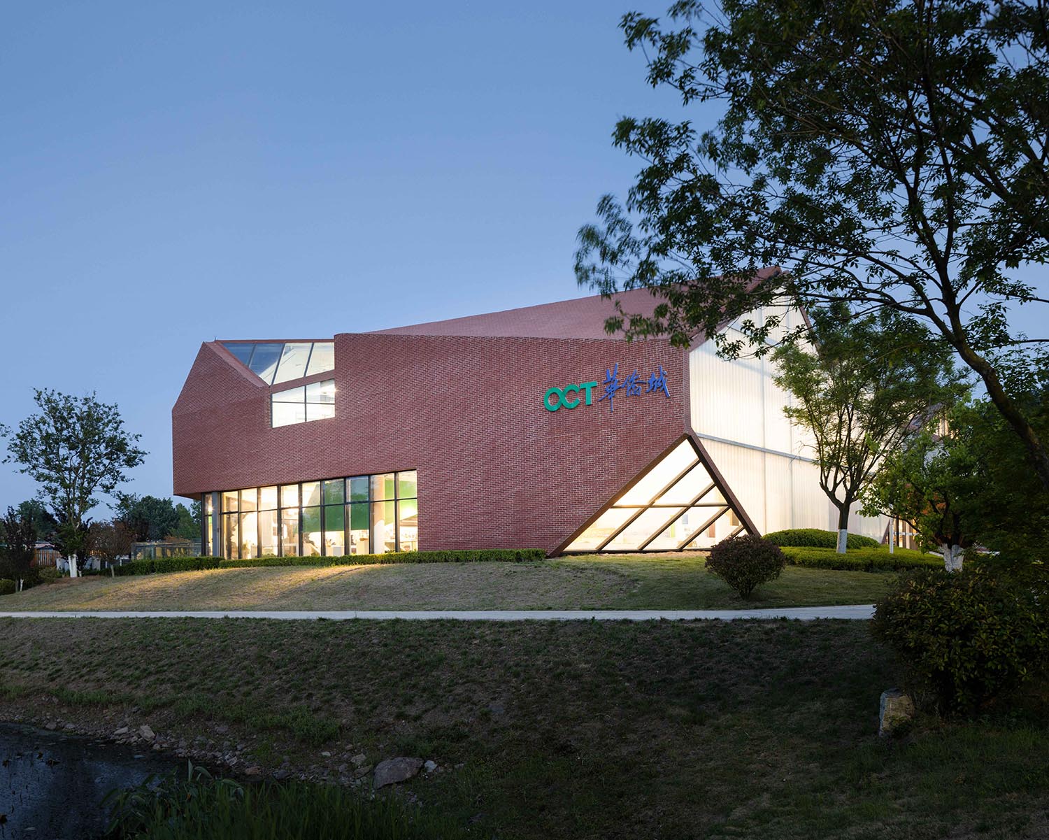 建築設計,鄉村建築設計,公共空間設計,多功能空間設計,青島,青島即墨華僑城鄉村展示中心,袈藍建築