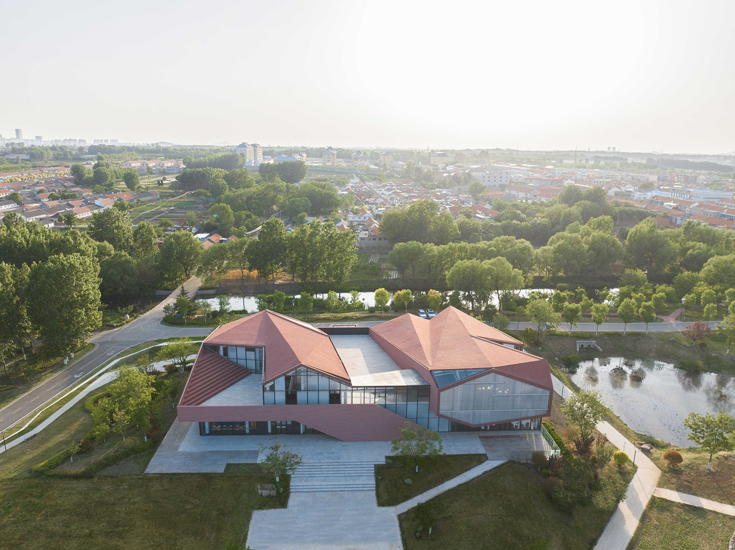 建築設計,鄉村建築設計,公共空間設計,多功能空間設計,青島,青島即墨華僑城鄉村展示中心,袈藍建築