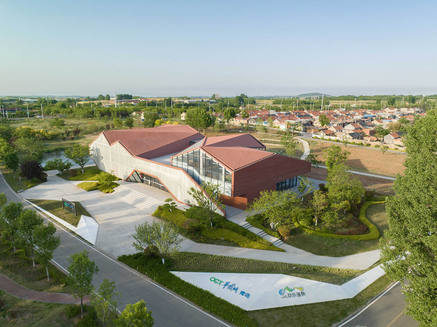 建築設計,鄉村建築設計,公共空間設計,多功能空間設計,青島,青島即墨華僑城鄉村展示中心,袈藍建築