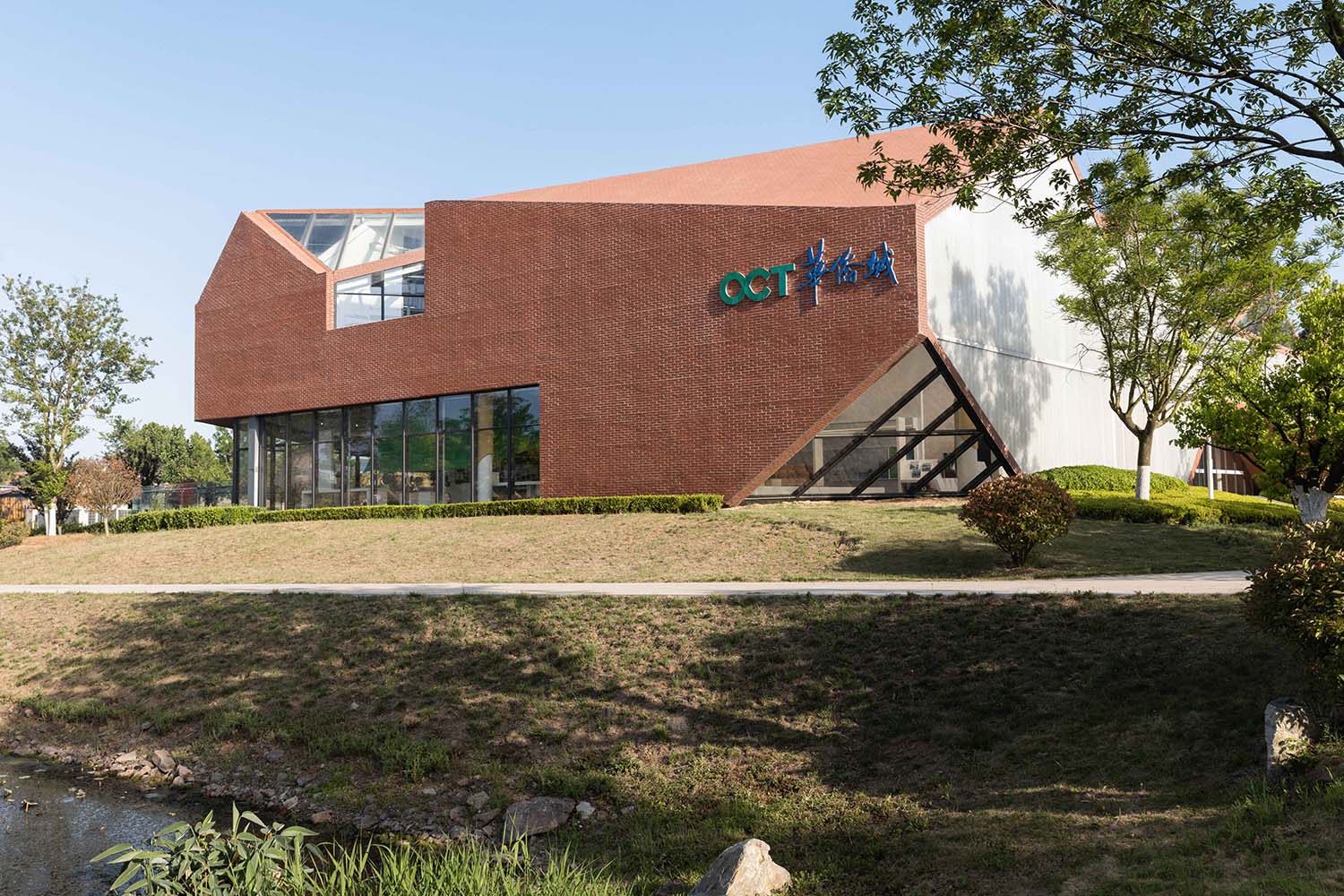 建築設計,鄉村建築設計,公共空間設計,多功能空間設計,青島,青島即墨華僑城鄉村展示中心,袈藍建築