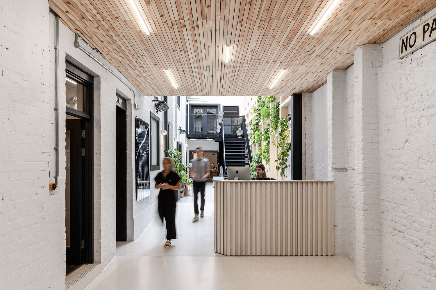 辦公室設計,辦公室裝修,辦公室設計案例,辦公室設計方案,MATA Architects,英國,視覺效果公司,科技公司辦公室設計,865㎡