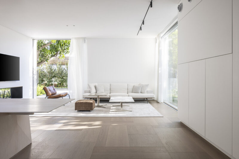 Anderman Architects | 300㎡，以色列白色極簡風格別墅