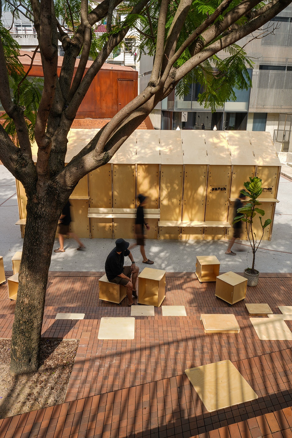 咖啡店設計,咖啡店設計案例,咖啡店設計方案,街邊咖啡店,創意咖啡店,深圳,別處咖啡商店,帕奇設計