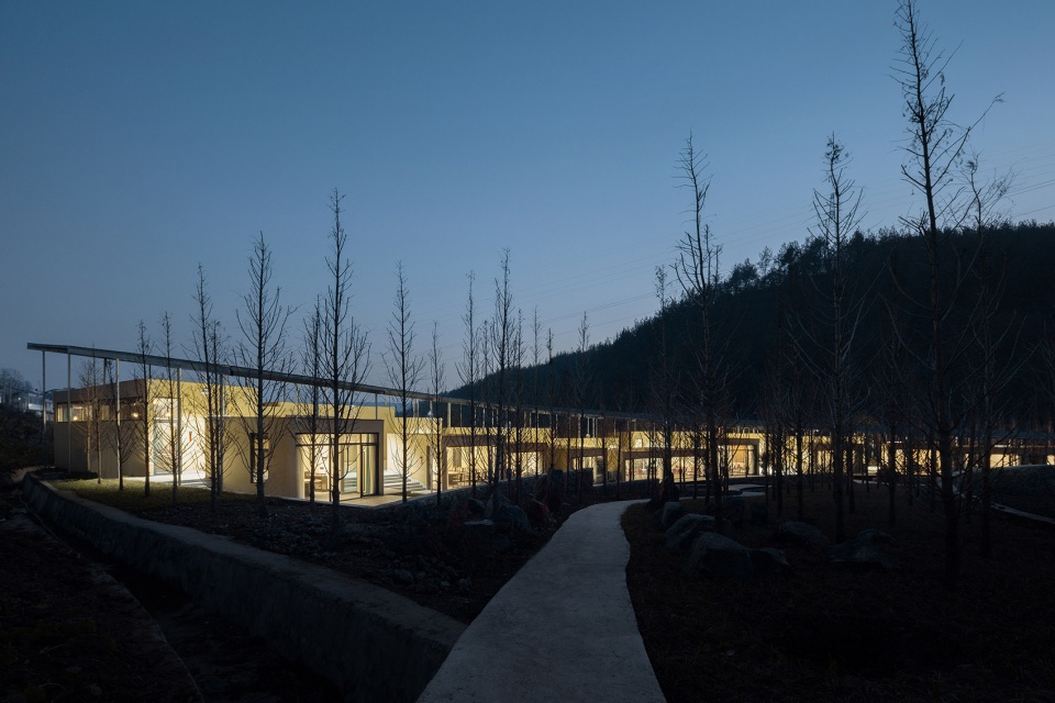 餐廳設計,休閑餐廳設計,鄉村餐廳設計,餐廳設計案例,餐廳設計方案,餐廳裝修,湖北,五福山水龍家宴餐廳,小寫建築事務所