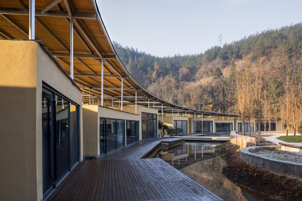 餐廳設計,休閑餐廳設計,鄉村餐廳設計,餐廳設計案例,餐廳設計方案,餐廳裝修,湖北,五福山水龍家宴餐廳,小寫建築事務所