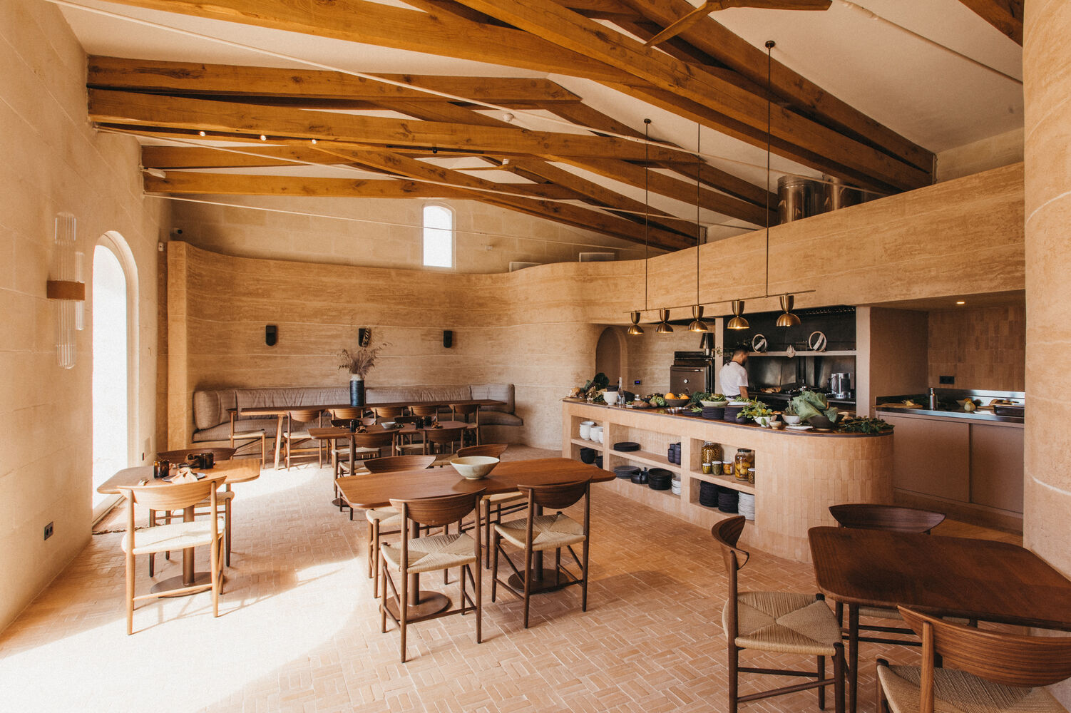 酒店設計,酒店改造,度假酒店設計,酒店設計案例,民宿設計,酒店設計方案,酒店裝修,西班牙,Atelier du Pont,Son Blanc Hotel,侘寂風格酒店