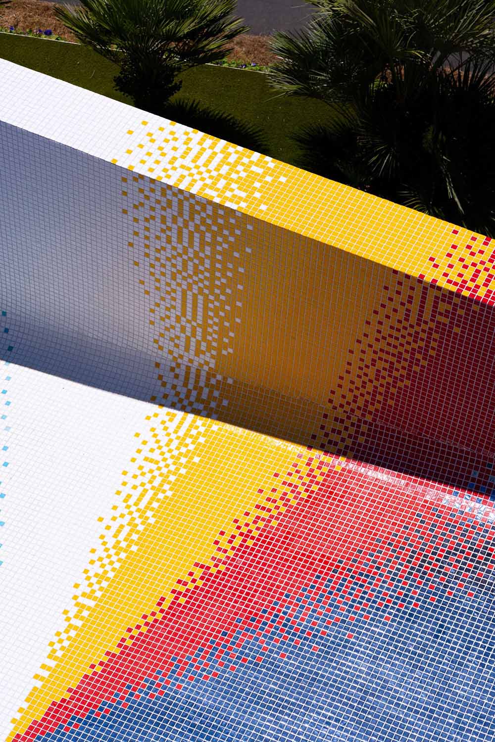 住宅設計,別墅設計案例,Felipe Pantone,海景別墅,別墅泳池,國外住宅設計案例,泳池設計,馬賽克,西班牙