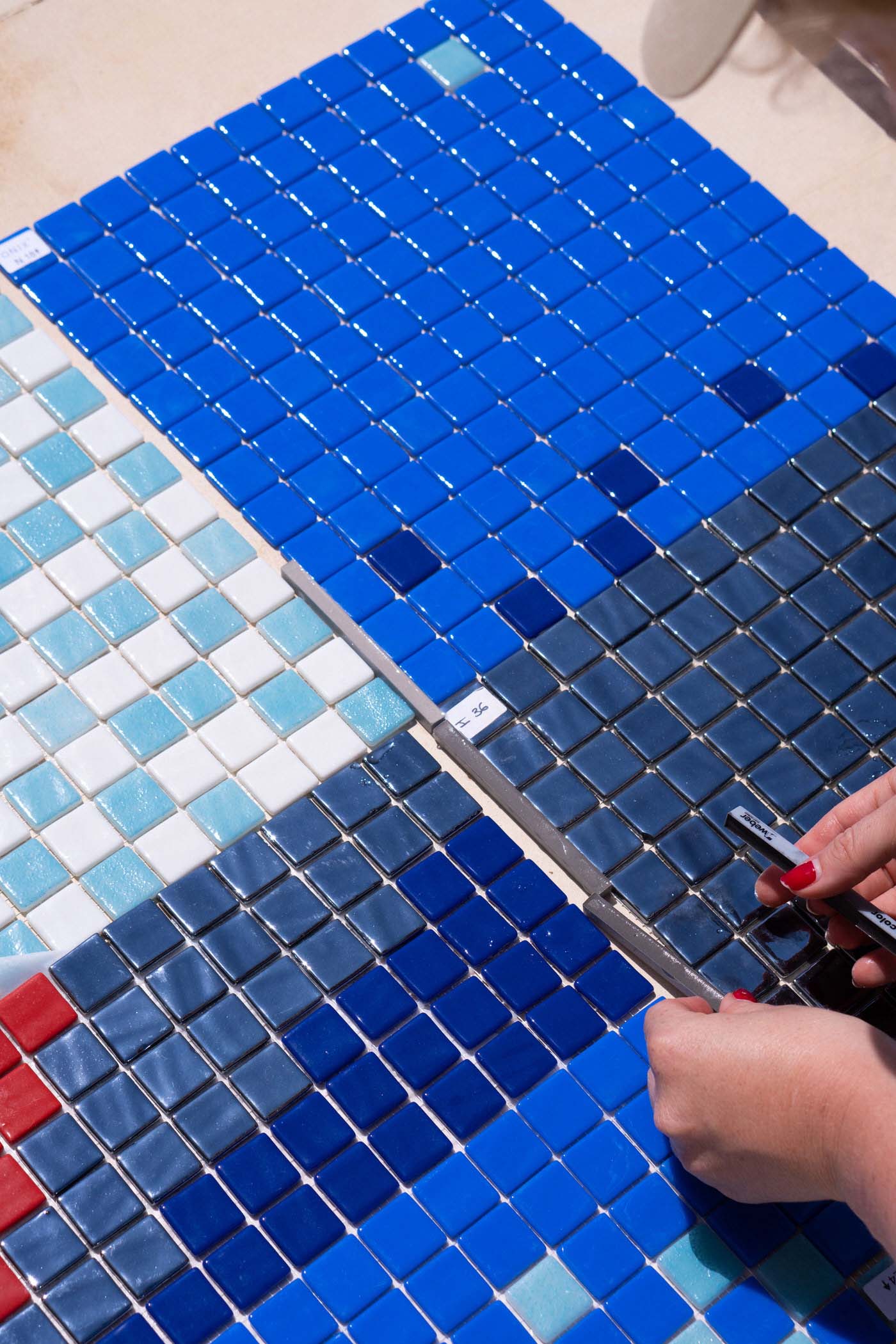 住宅設計,別墅設計案例,Felipe Pantone,海景別墅,別墅泳池,國外住宅設計案例,泳池設計,馬賽克,西班牙