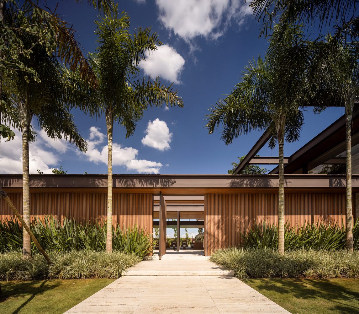 Fernanda Marques Arquitetura,別墅設計案例,別墅設計方案,開放式別墅,巴西,聖何塞,1400㎡,庭院別墅,原木色