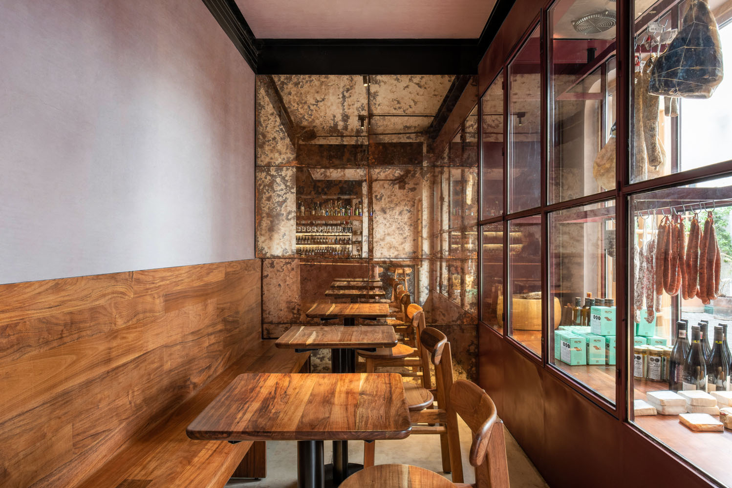 酒吧設計,酒吧設計案例,酒吧設計方案,酒吧裝修,Sofía Betancur,Polpo美食酒吧,墨西哥,70㎡