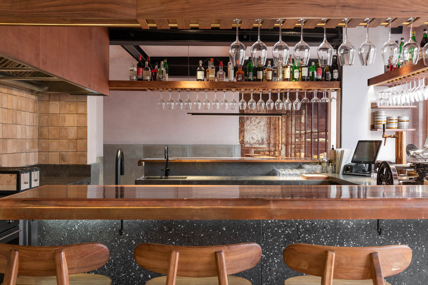 酒吧設計,酒吧設計案例,酒吧設計方案,酒吧裝修,Sofía Betancur,Polpo美食酒吧,墨西哥,70㎡