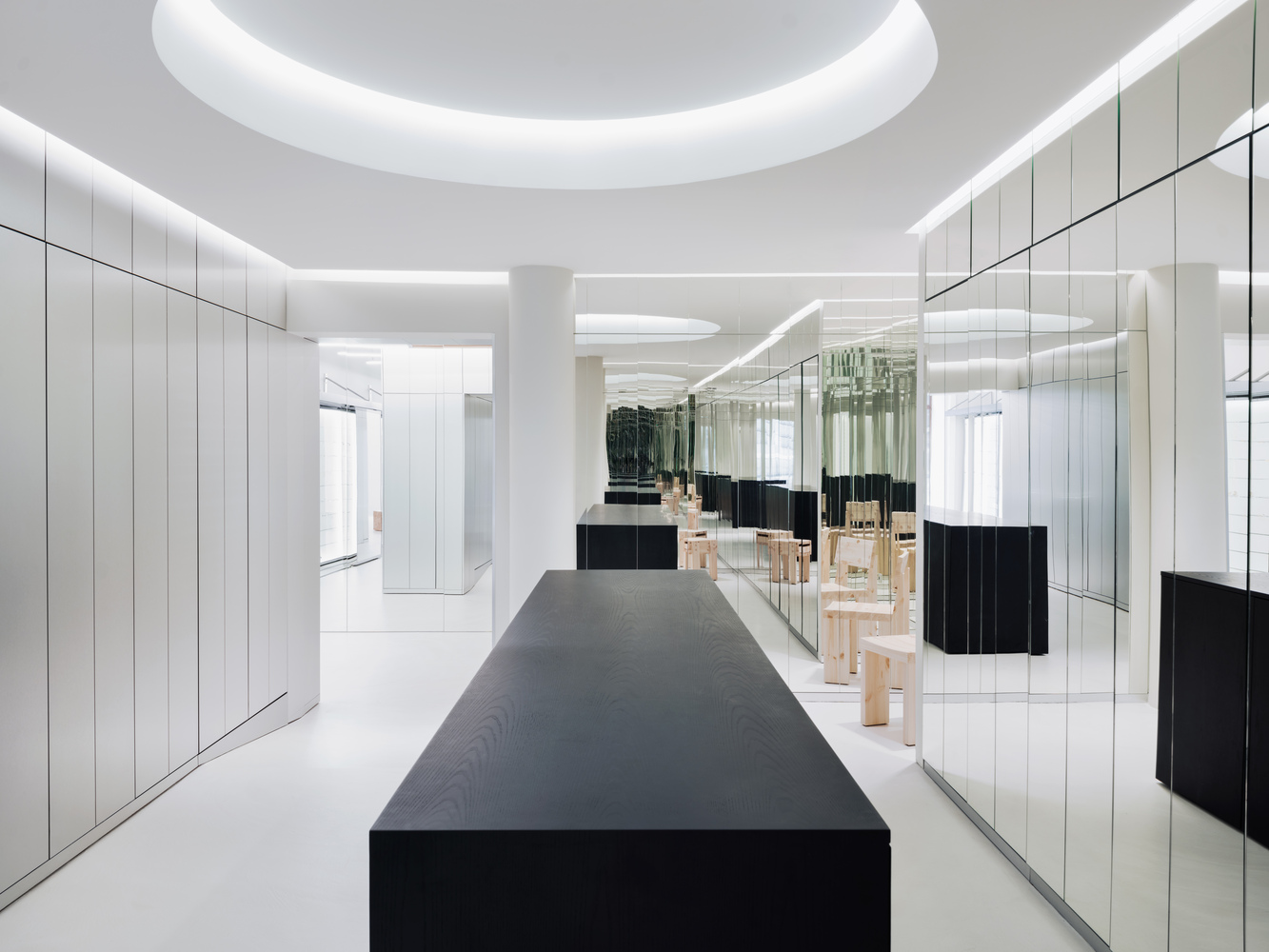 珠寶店設計,飾品店設計,珠寶店設計案例,珠寶店設計方案,商店設計,珠寶展廳設計,Specific Generic,挪威,旗艦店設計,Tom Wood,湯姆·伍德 (Tom Wood)