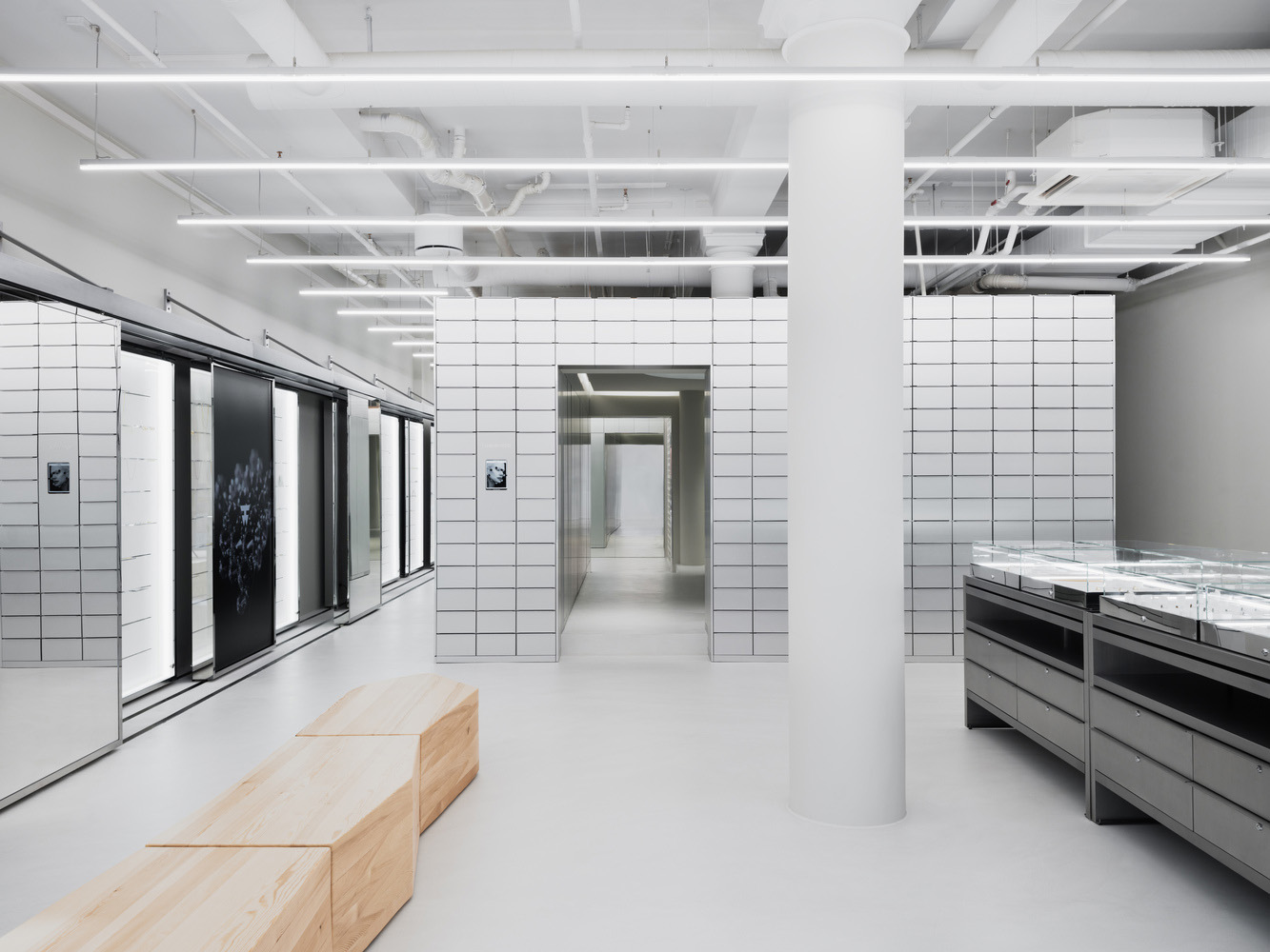 珠寶店設計,飾品店設計,珠寶店設計案例,珠寶店設計方案,商店設計,珠寶展廳設計,Specific Generic,挪威,旗艦店設計,Tom Wood,湯姆·伍德 (Tom Wood)