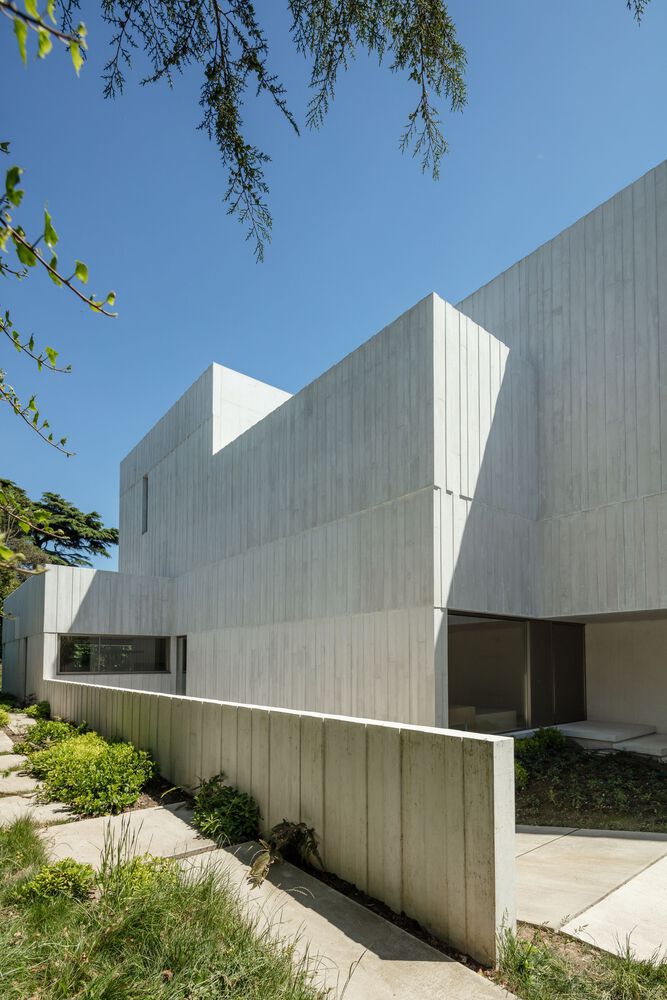 住宅設計,別墅設計案例,Topos Atelier de Arquitectura,庭院別墅,葡萄牙,國外住宅設計案例,630㎡,波爾圖,極簡主義,庭院別墅