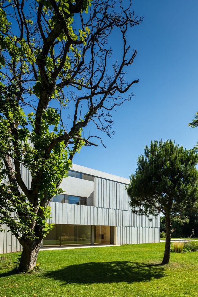 住宅設計,別墅設計案例,Topos Atelier de Arquitectura,庭院別墅,葡萄牙,國外住宅設計案例,630㎡,波爾圖,極簡主義,庭院別墅