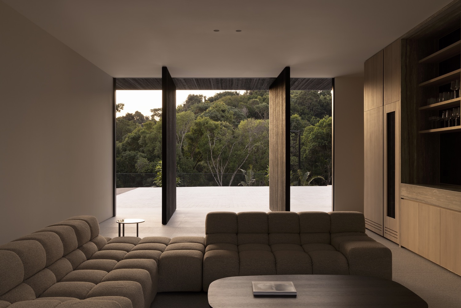 Zerni,別墅設計案例,別墅設計方案,山景別墅,澳大利亞,1100㎡,極簡主義,極簡美學