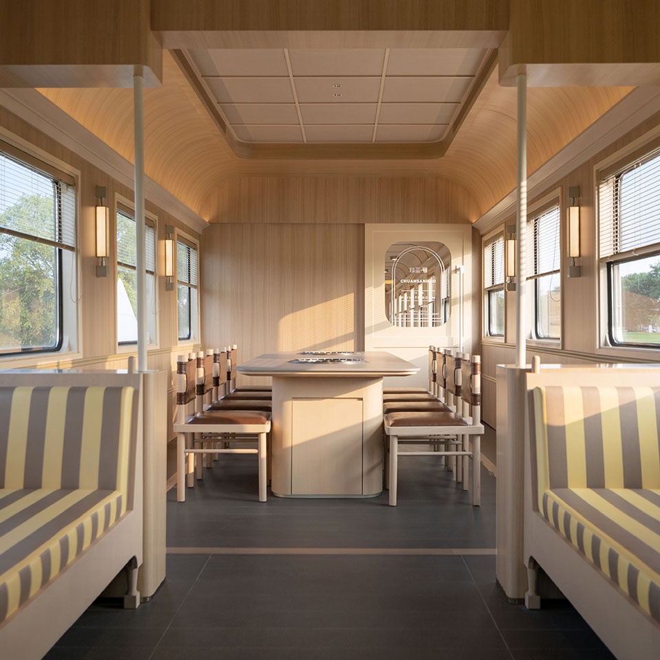 餐廳設計,餐廳設計方案,餐廳設計案例,火鍋店設計,火鍋店設計案例,火鍋店設計方案,火鍋店裝修,主題餐廳設計,火鍋主題餐廳設計,休閑餐廳設計,秦皇島阿那亞火車營地火鍋餐廳,阿那亞餐廳,秦皇島阿那亞,明懿空間設計