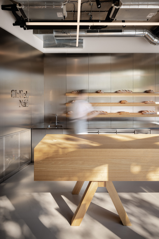 斯洛伐克,Sadovsky & Architects,咖啡廳設計案例,麵包店,極簡主義,麵包店設計,Chlieb Náš麵包店