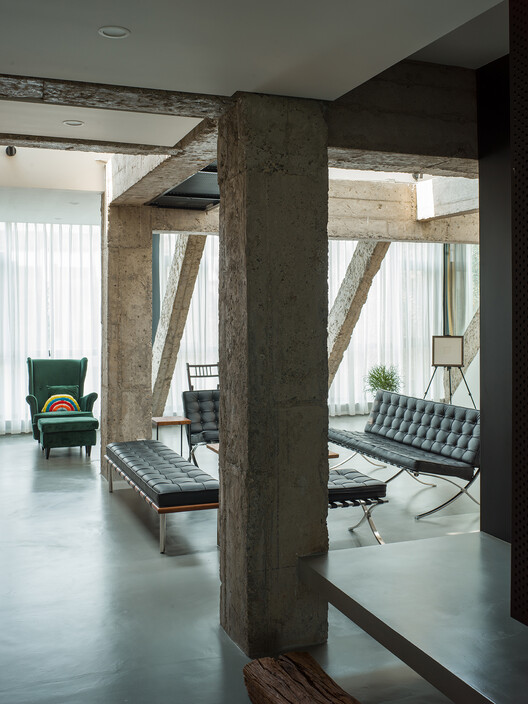 274㎡住宅設計,274㎡,頂層住宅設計,大平層設計,住宅設計案例,住宅設計方案,舊房翻新,住宅改造,現代風格住宅設計,住宅設計,家裝設計,成都,頂層住宅改造,凡築設計