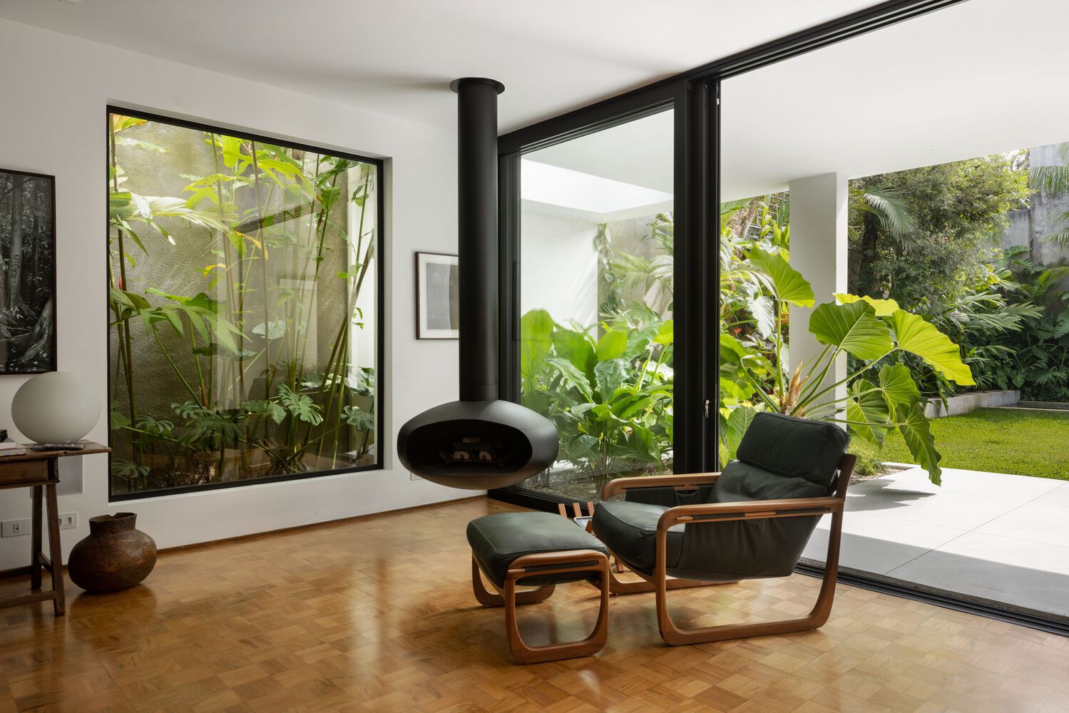 住宅設計,別墅設計案例,Gabriella Ornaghi,庭院別墅,巴西,國外住宅設計案例,400㎡,聖保羅,景觀別墅