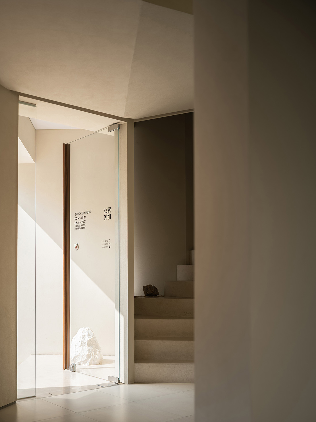 餐廳設計,餐廳設計案例,餐廳設計方案,快餐店設計,餐廳裝修,餐廳效果圖,街邊餐廳設計,餐廳改造,海港礁石—廈門kariFor餐廳,廈門,回應建築