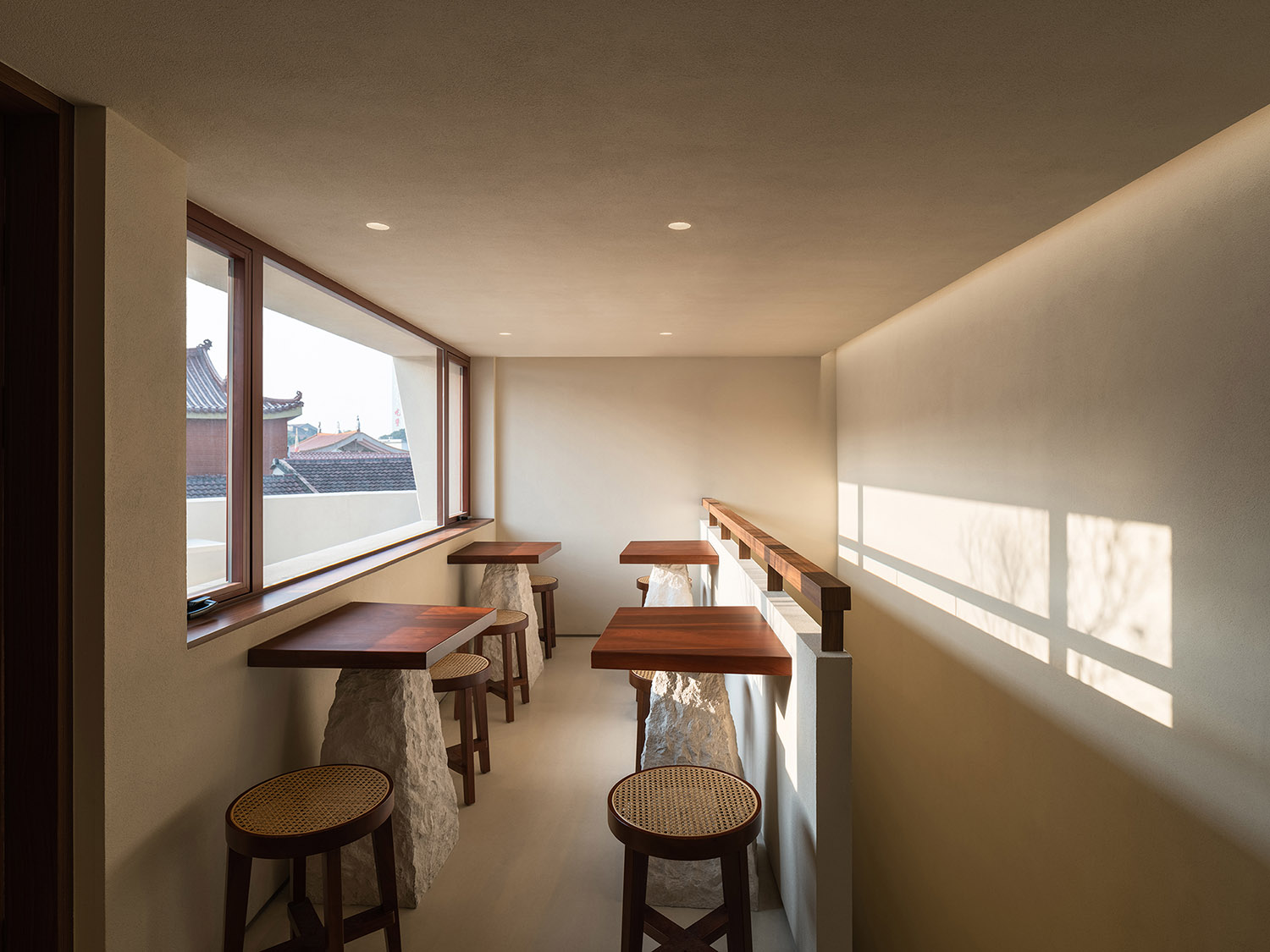 餐廳設計,餐廳設計案例,餐廳設計方案,快餐店設計,餐廳裝修,餐廳效果圖,街邊餐廳設計,餐廳改造,海港礁石—廈門kariFor餐廳,廈門,回應建築