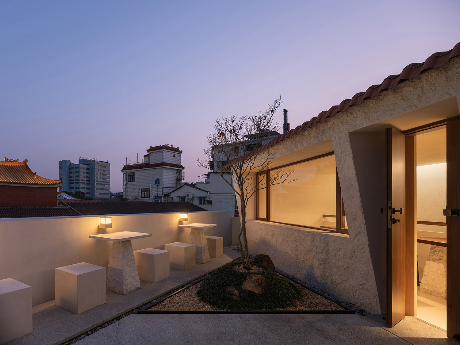 餐廳設計,餐廳設計案例,餐廳設計方案,快餐店設計,餐廳裝修,餐廳效果圖,街邊餐廳設計,餐廳改造,海港礁石—廈門kariFor餐廳,廈門,回應建築