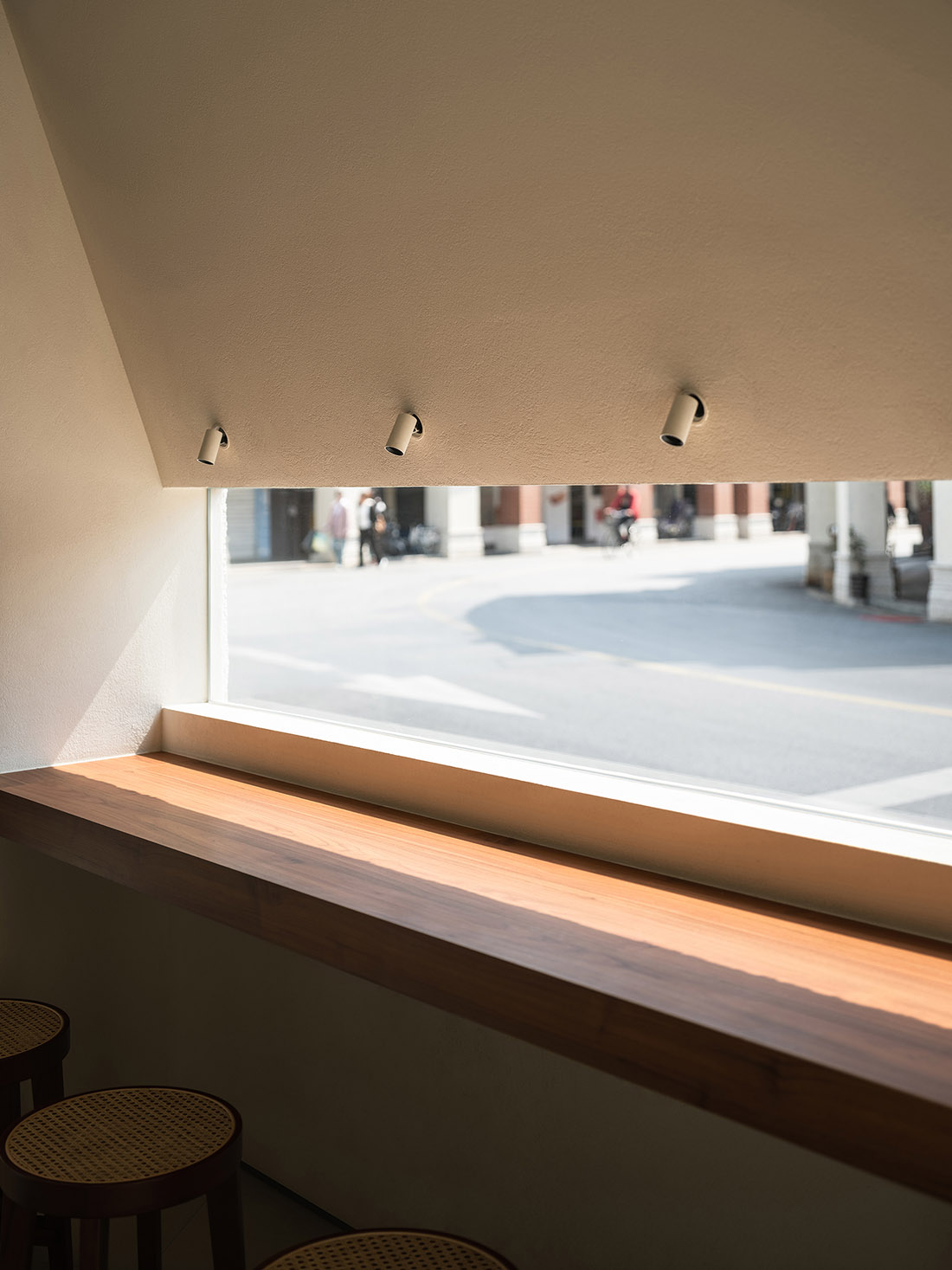 餐廳設計,餐廳設計案例,餐廳設計方案,快餐店設計,餐廳裝修,餐廳效果圖,街邊餐廳設計,餐廳改造,海港礁石—廈門kariFor餐廳,廈門,回應建築