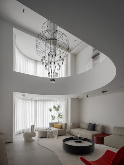 KAD STUDIO/秦侃 | 350㎡，上海江景複式住宅