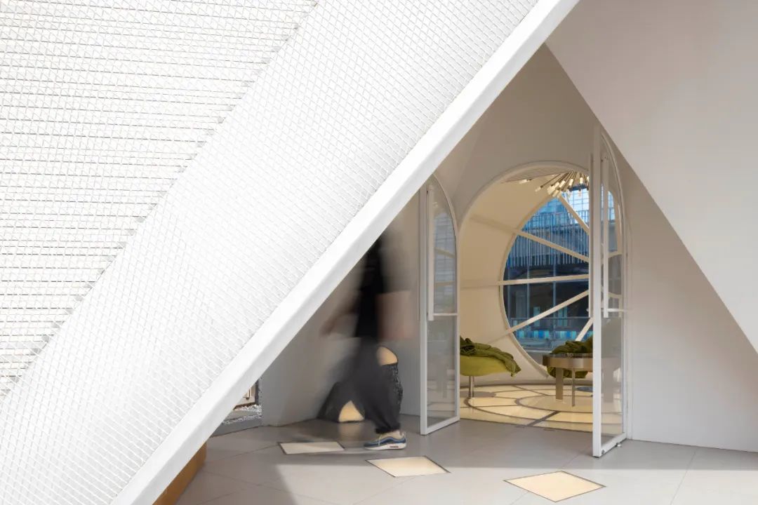 茶飲店設計,茶室設計,休閑茶飲店設計,餐廳設計,茶飲店設計案例,茶飲店設計方案,茶葉零售店設計,網紅茶飲店,創意茶飲店,商店設計,蘇州,小茶栽堂,OYTT Design