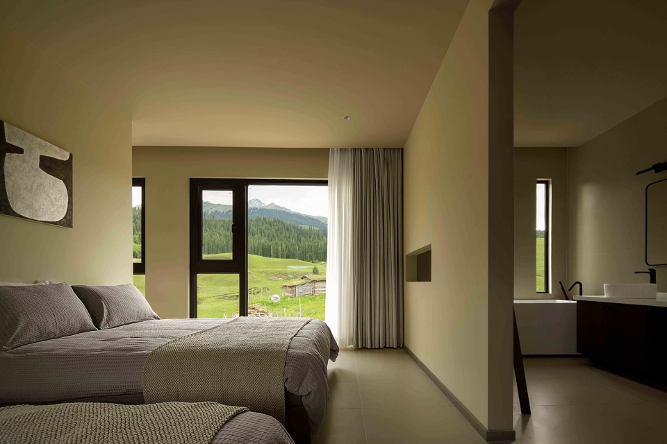 民宿設計,民宿改造設計,度假民宿設計,民宿設計案例,民宿設計方案,酒店設計,設計酒店,新疆伊犁,哈薩克自治州青空冀翼民宿,魔匠德克空間設計