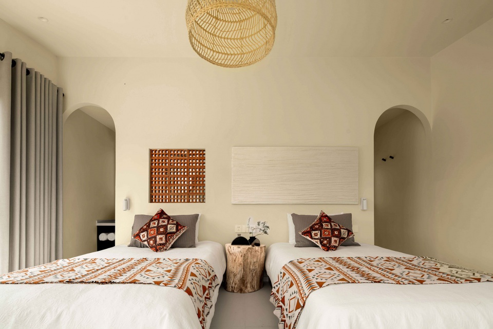 民宿設計,民宿改造設計,度假民宿設計,民宿設計案例,民宿設計方案,酒店設計,設計酒店,新疆伊犁,哈薩克自治州青空冀翼民宿,魔匠德克空間設計