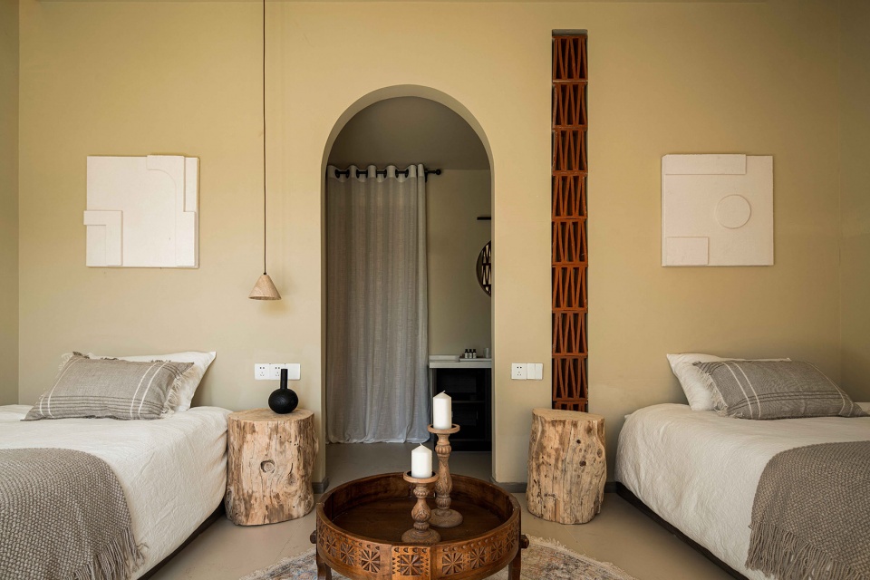 民宿設計,民宿改造設計,度假民宿設計,民宿設計案例,民宿設計方案,酒店設計,設計酒店,新疆伊犁,哈薩克自治州青空冀翼民宿,魔匠德克空間設計