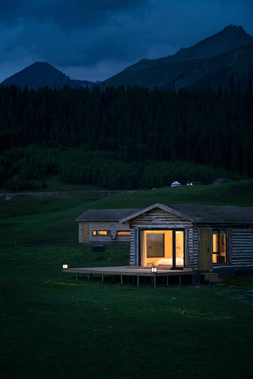 民宿設計,民宿改造設計,度假民宿設計,民宿設計案例,民宿設計方案,酒店設計,設計酒店,新疆伊犁,哈薩克自治州青空冀翼民宿,魔匠德克空間設計