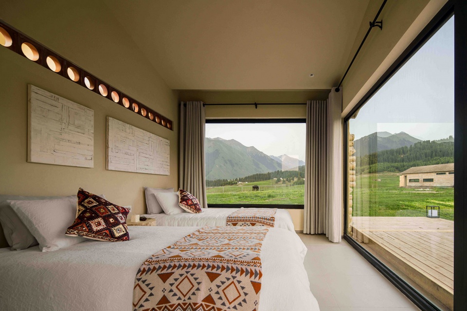 民宿設計,民宿改造設計,度假民宿設計,民宿設計案例,民宿設計方案,酒店設計,設計酒店,新疆伊犁,哈薩克自治州青空冀翼民宿,魔匠德克空間設計