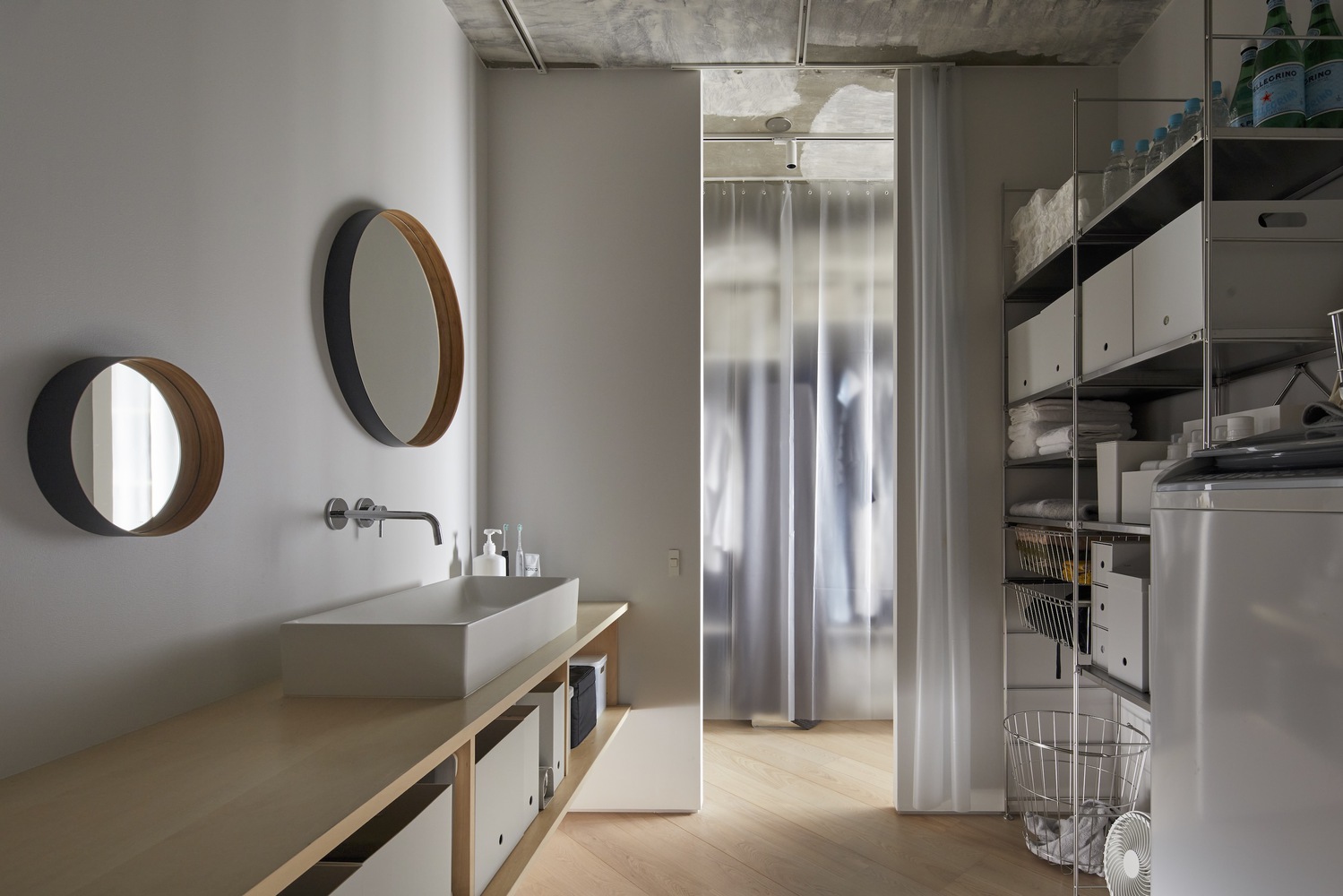 Hiroyasu Imai,公寓設計,公寓設計案例,65㎡,公寓改造,日本,鬆戶,公寓翻新改造,混凝土,原木色