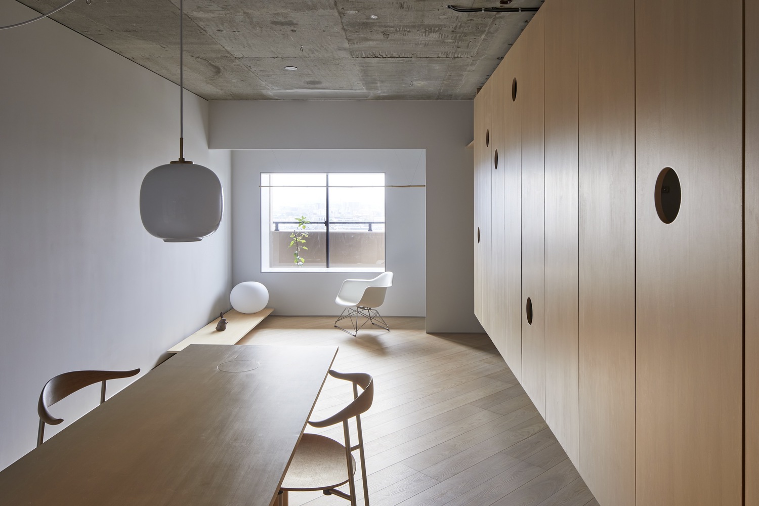 Hiroyasu Imai,公寓設計,公寓設計案例,65㎡,公寓改造,日本,鬆戶,公寓翻新改造,混凝土,原木色