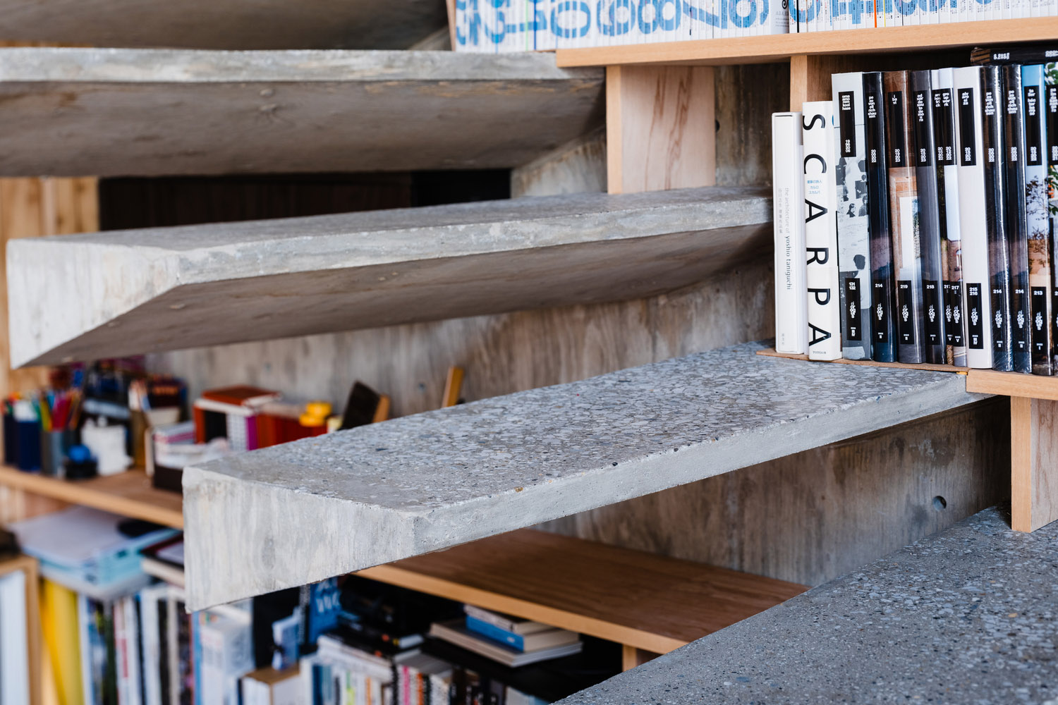 IGArchitects,住宅設計案例,住宅設計方案,野獸派風格,日本,混凝土,開放式設計