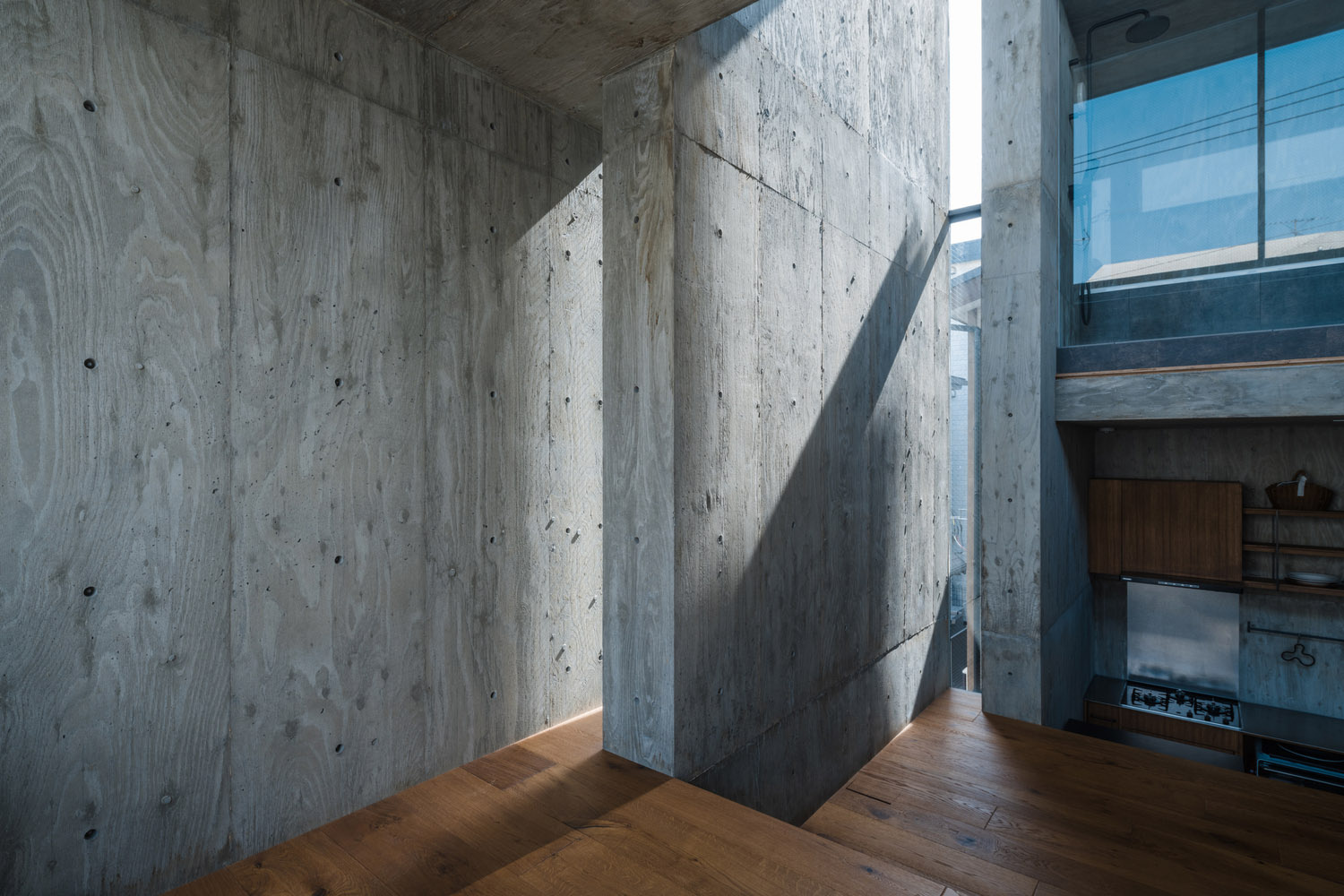 IGArchitects,住宅設計案例,住宅設計方案,野獸派風格,日本,混凝土,開放式設計