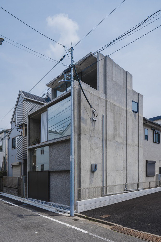 IGArchitects,住宅設計案例,住宅設計方案,野獸派風格,日本,混凝土,開放式設計