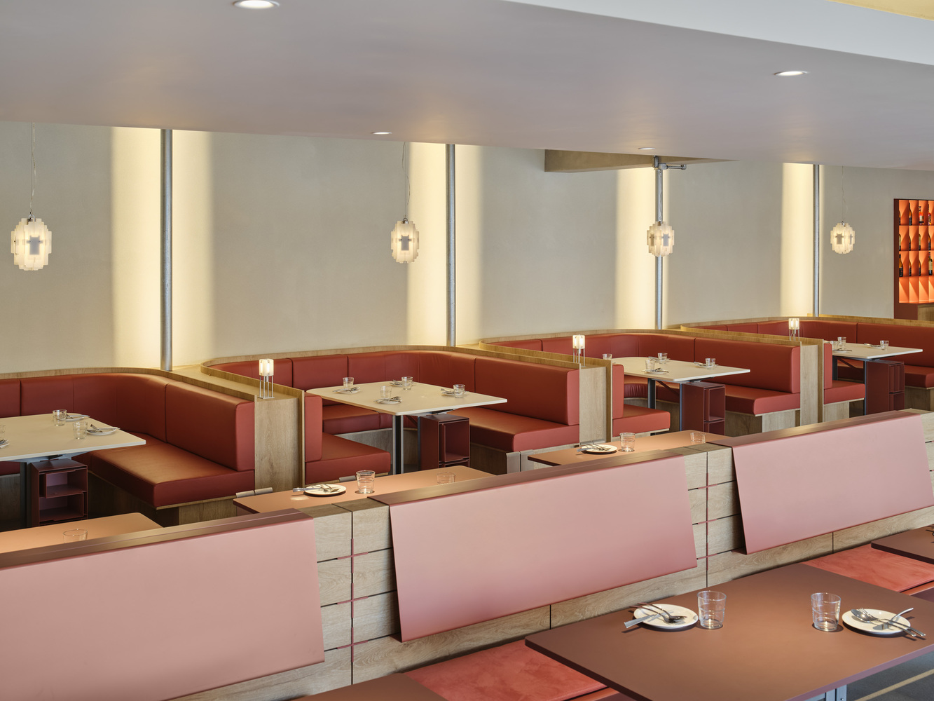 酒吧設計方案,酒吧裝修,休閑餐廳設計,Indiesalon,餐廳設計,酒吧,Slowyard BBQ 酒吧&餐廳,韓國,酒吧餐廳設計,首爾麻浦