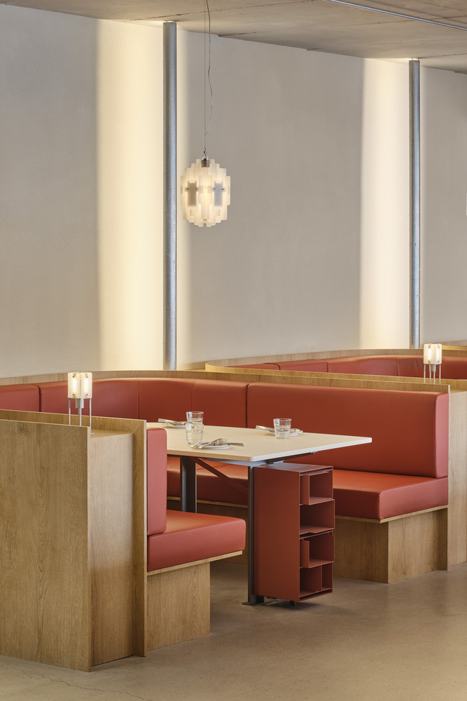 酒吧設計方案,酒吧裝修,休閑餐廳設計,Indiesalon,餐廳設計,酒吧,Slowyard BBQ 酒吧&餐廳,韓國,酒吧餐廳設計,首爾麻浦